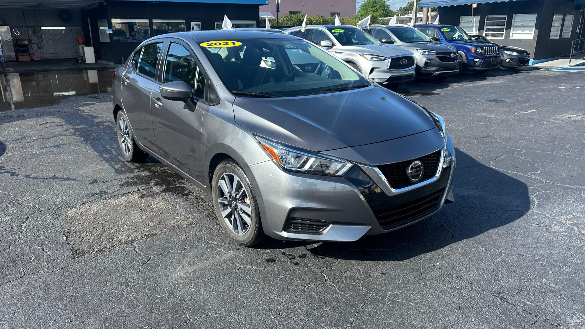 NISSAN VERSA SV SEDAN 4D 2021