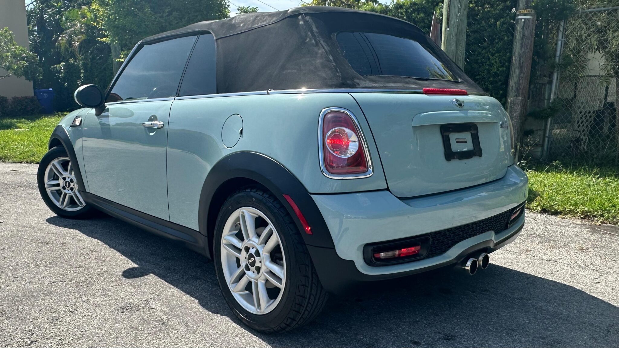 MINI CONVERTIBLE COOPER S CONVERTIBLE 2D 2012