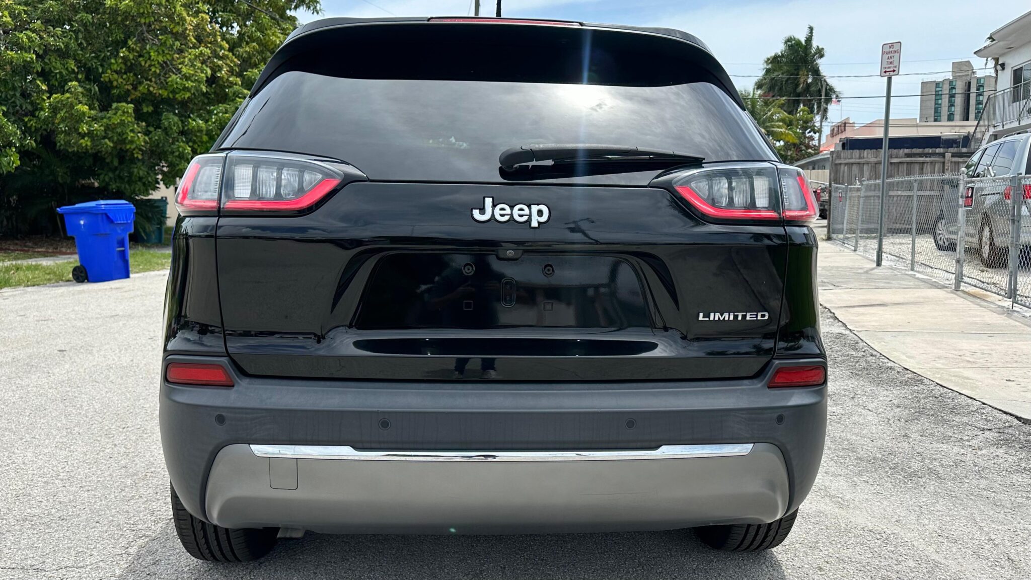 JEEP CHEROKEE LIMITED SPORT UTILITY 4D 2019