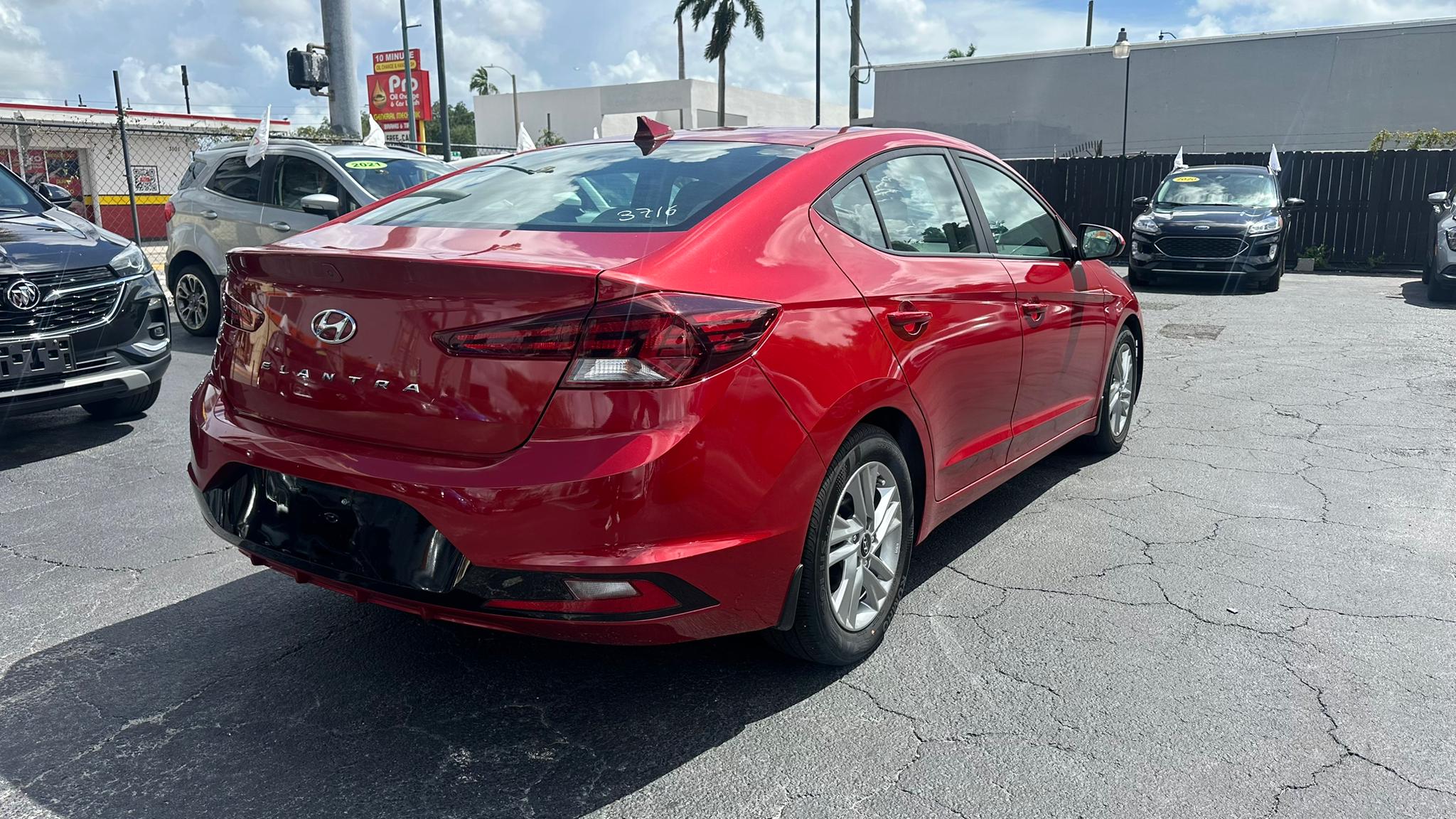 HYUNDAI ELANTRA SEL SEDAN 4D 2020