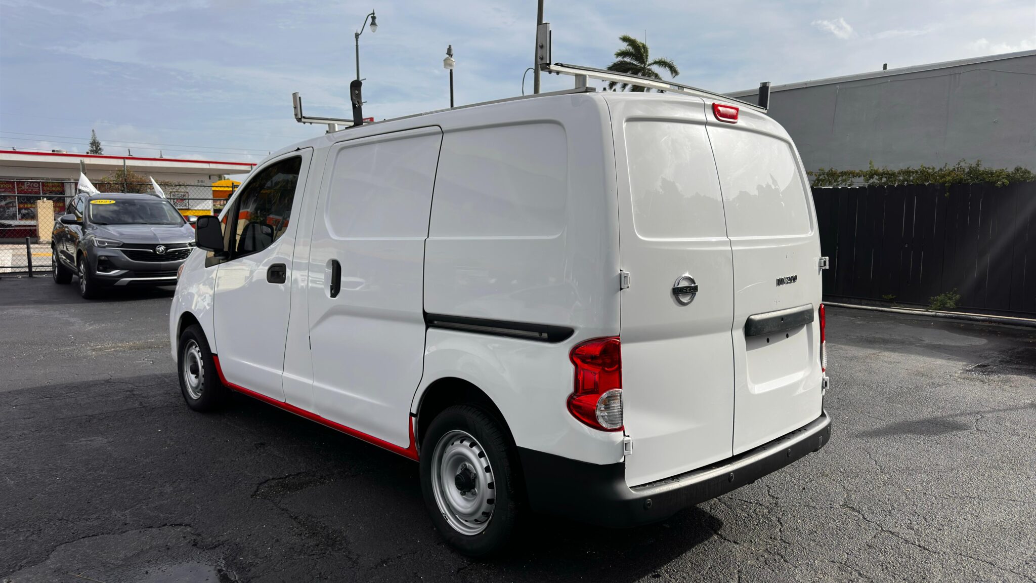 NISSAN NV200 S VAN 4D 2020