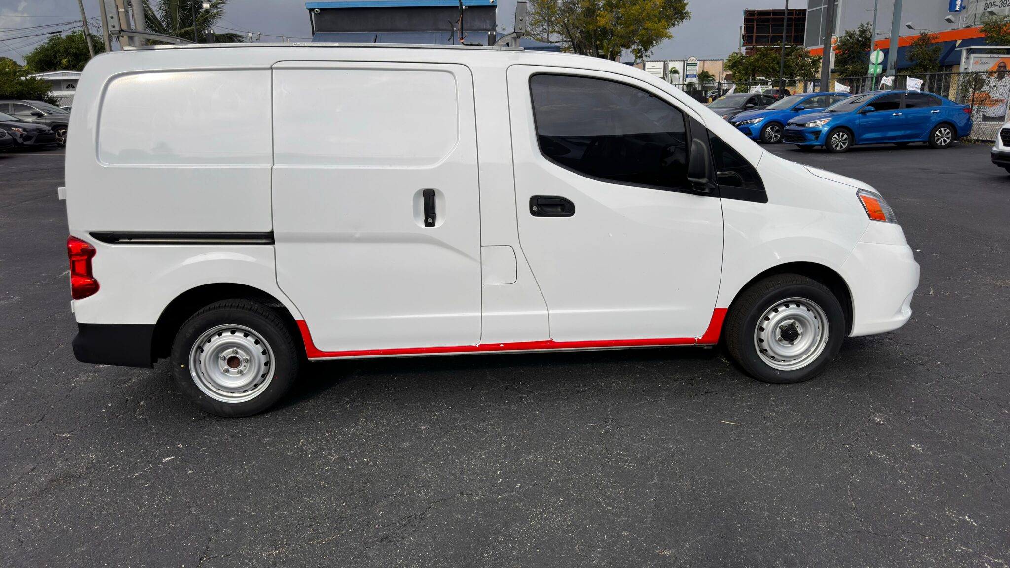 NISSAN NV200 S VAN 4D 2020