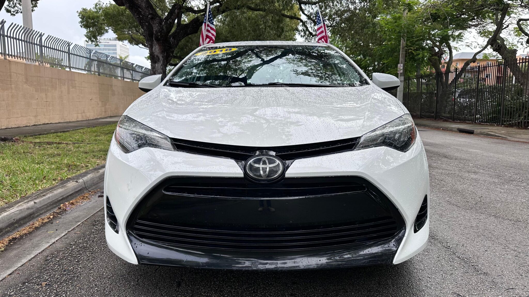 TOYOTA COROLLA LE SEDAN 4D 2018