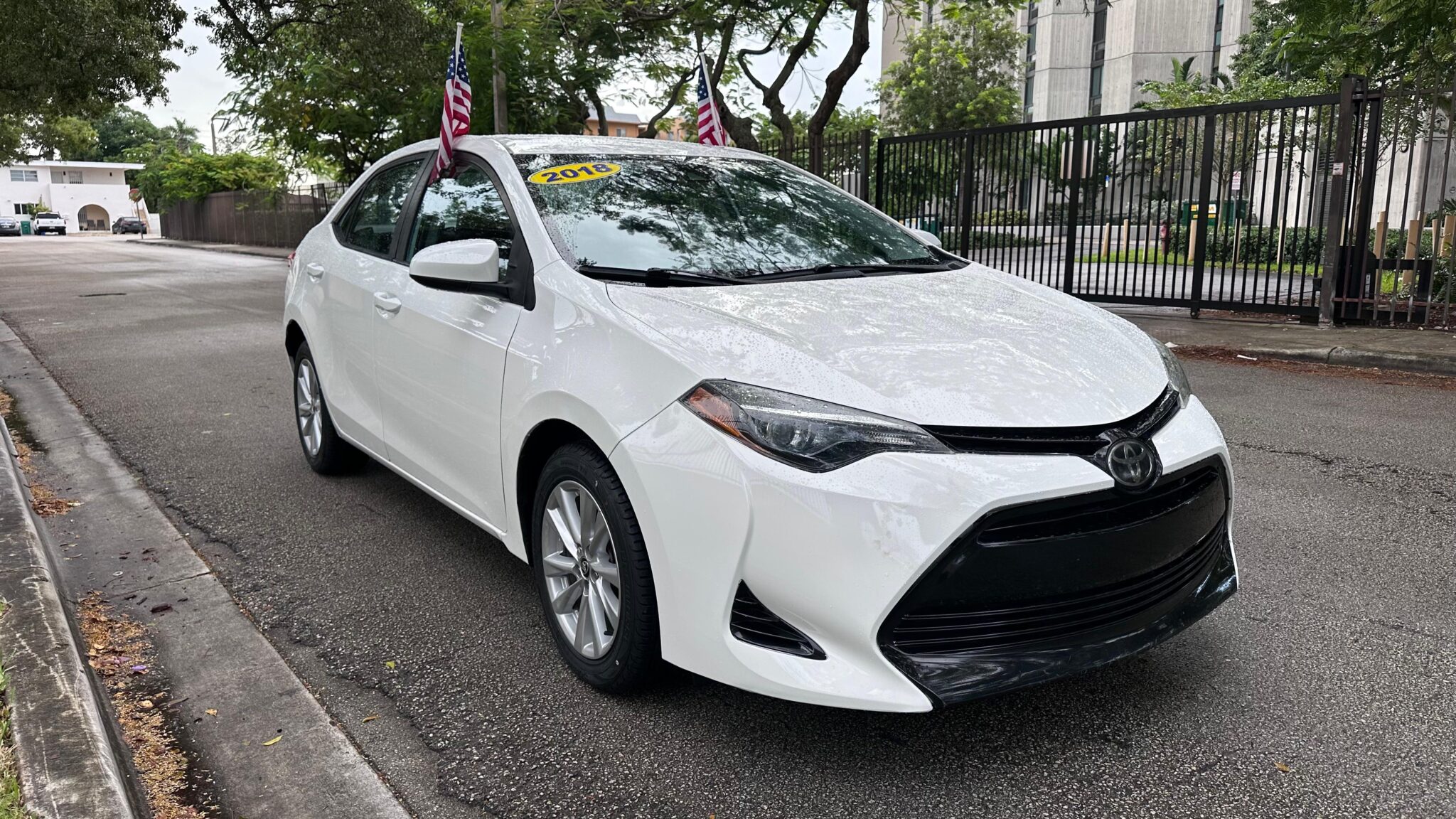 TOYOTA COROLLA LE SEDAN 4D 2018