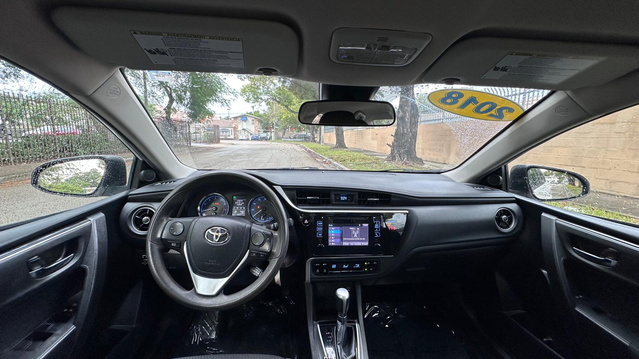 TOYOTA COROLLA LE SEDAN 4D 2018