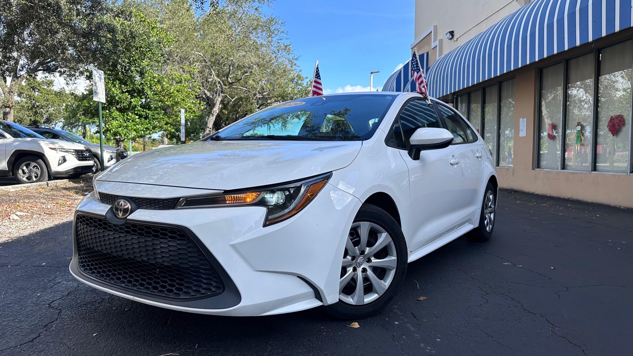 TOYOTA COROLLA LE SEDAN 4D 2020