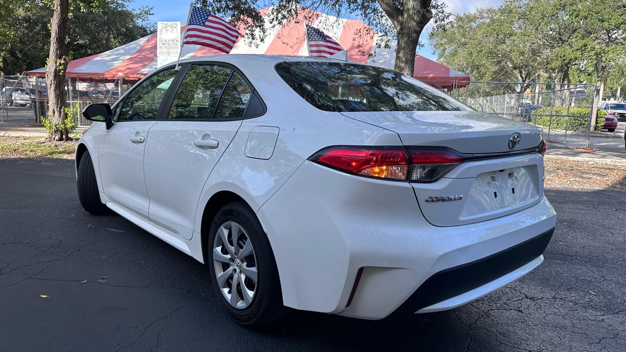 TOYOTA COROLLA LE SEDAN 4D 2020