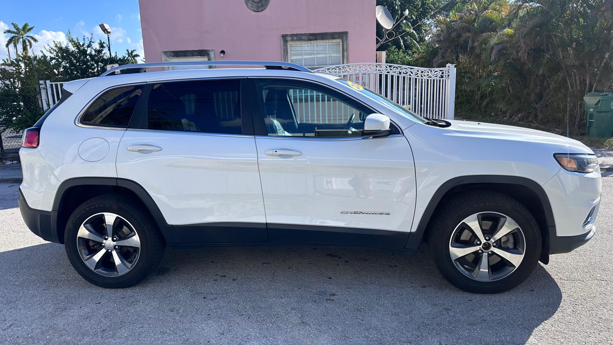 JEEP CHEROKEE LIMITED SPORT UTILITY 4D 2019