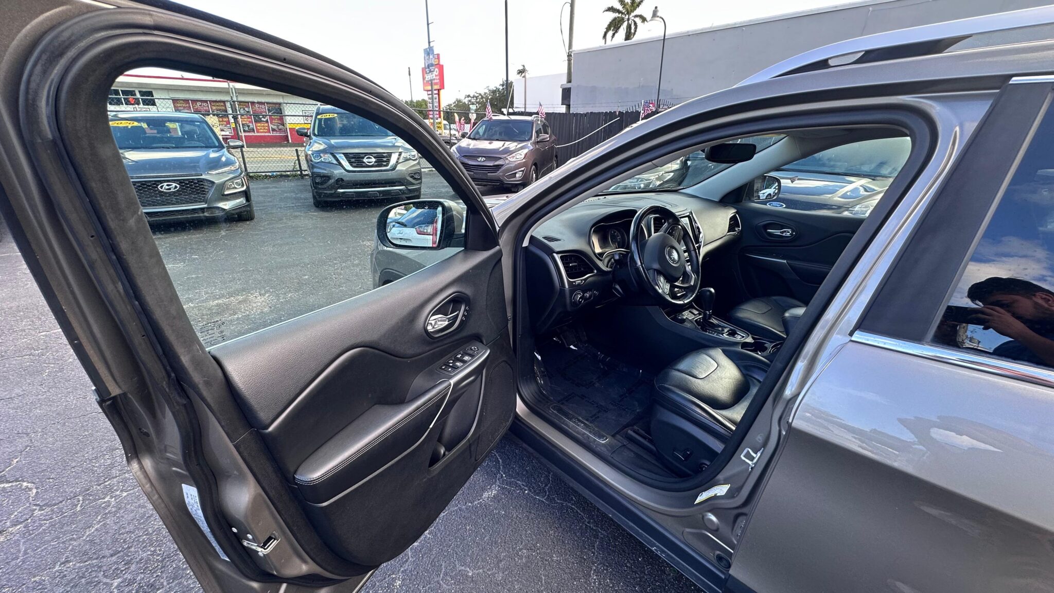 JEEP CHEROKEE LIMITED SPORT UTILITY 4D 2019