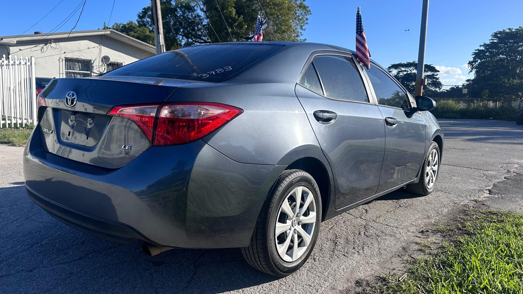 TOYOTA COROLLA LE SEDAN 4D 2018