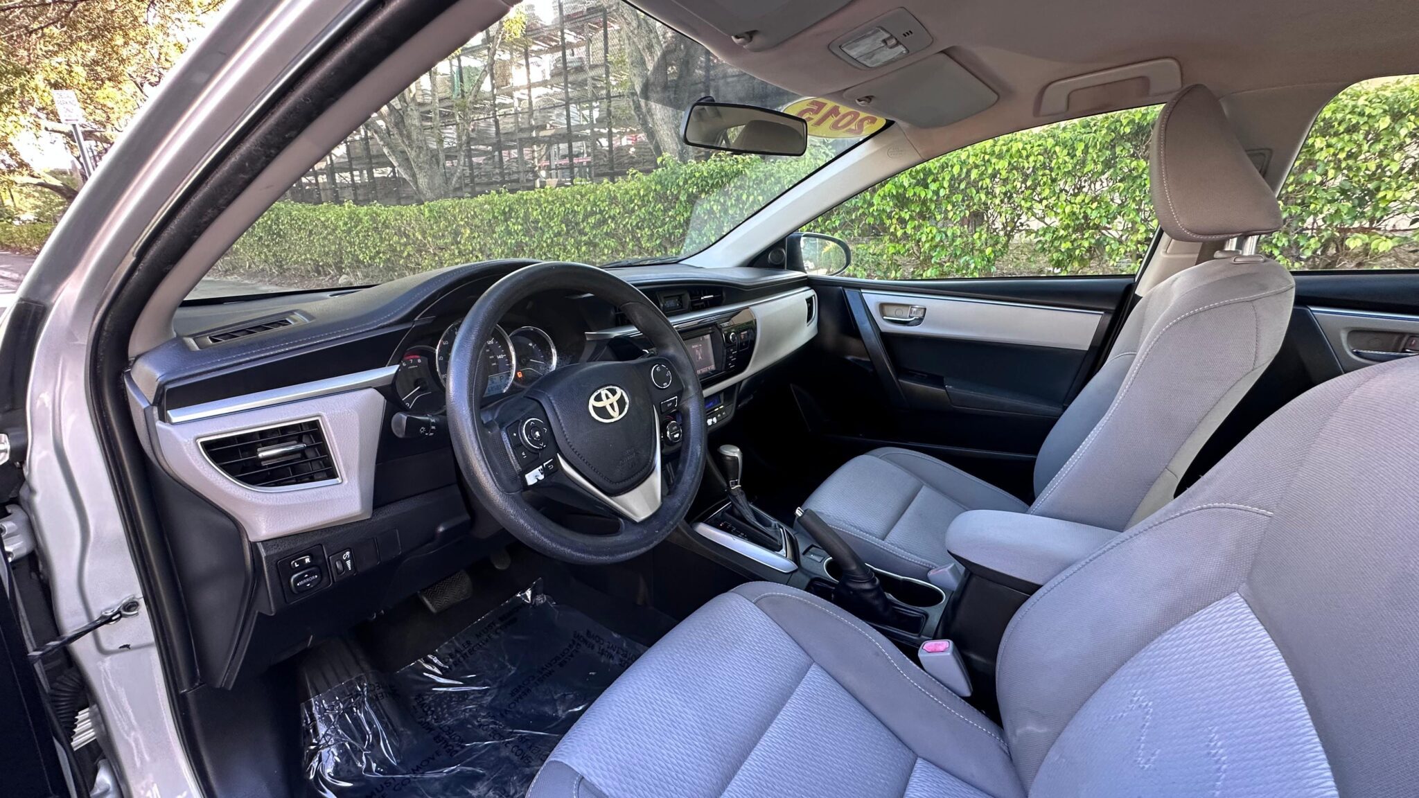 TOYOTA COROLLA LE SEDAN 4D 2015