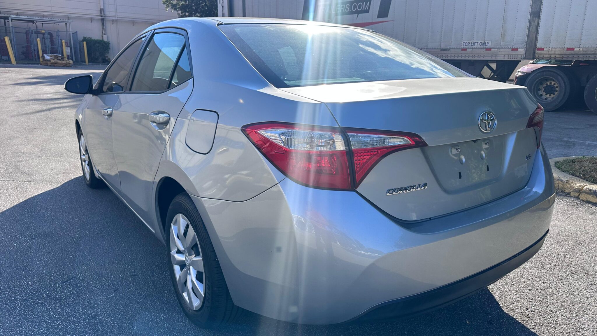 TOYOTA COROLLA LE SEDAN 4D 2015