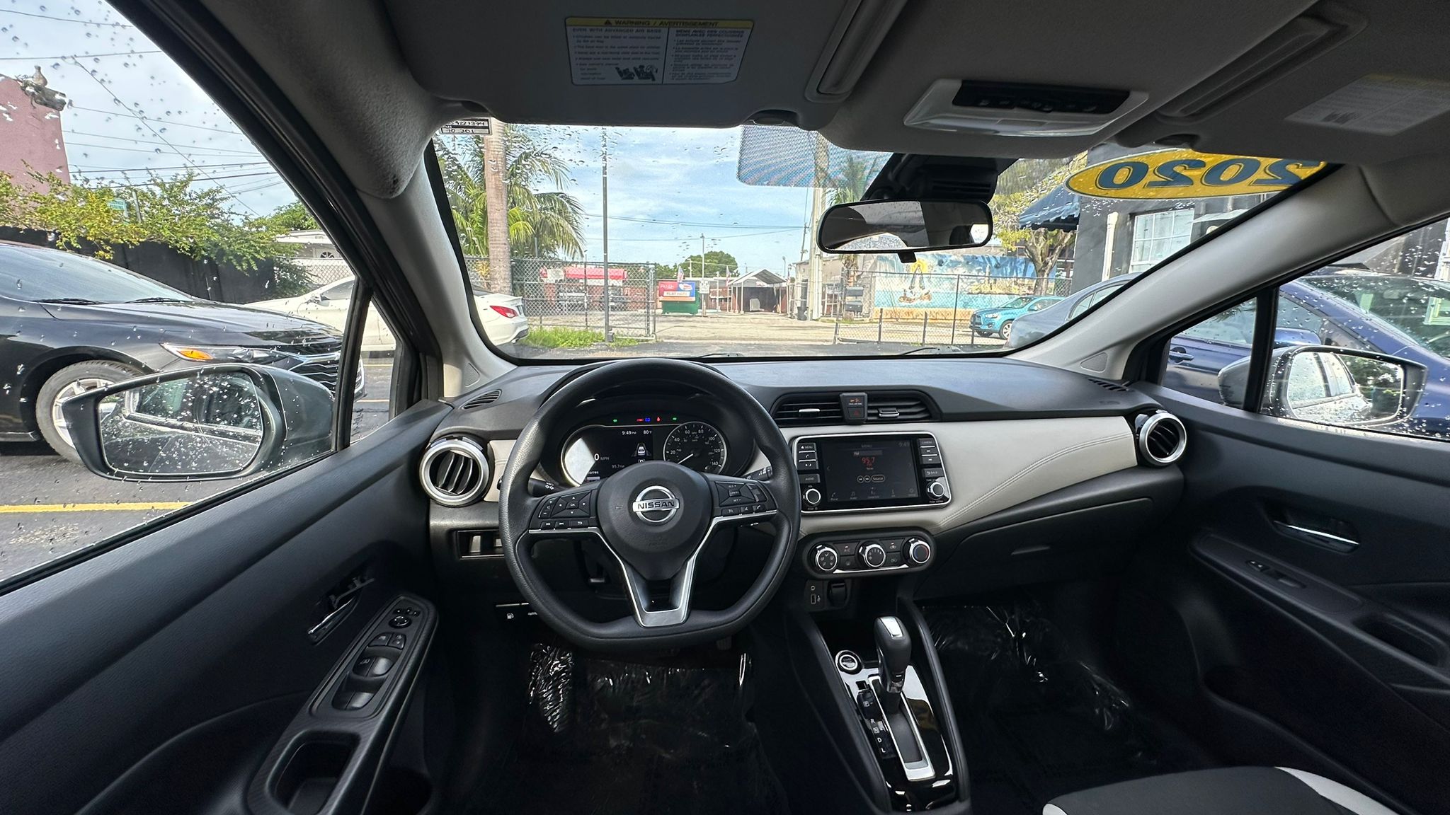 NISSAN VERSA SV SEDAN 4D 2020