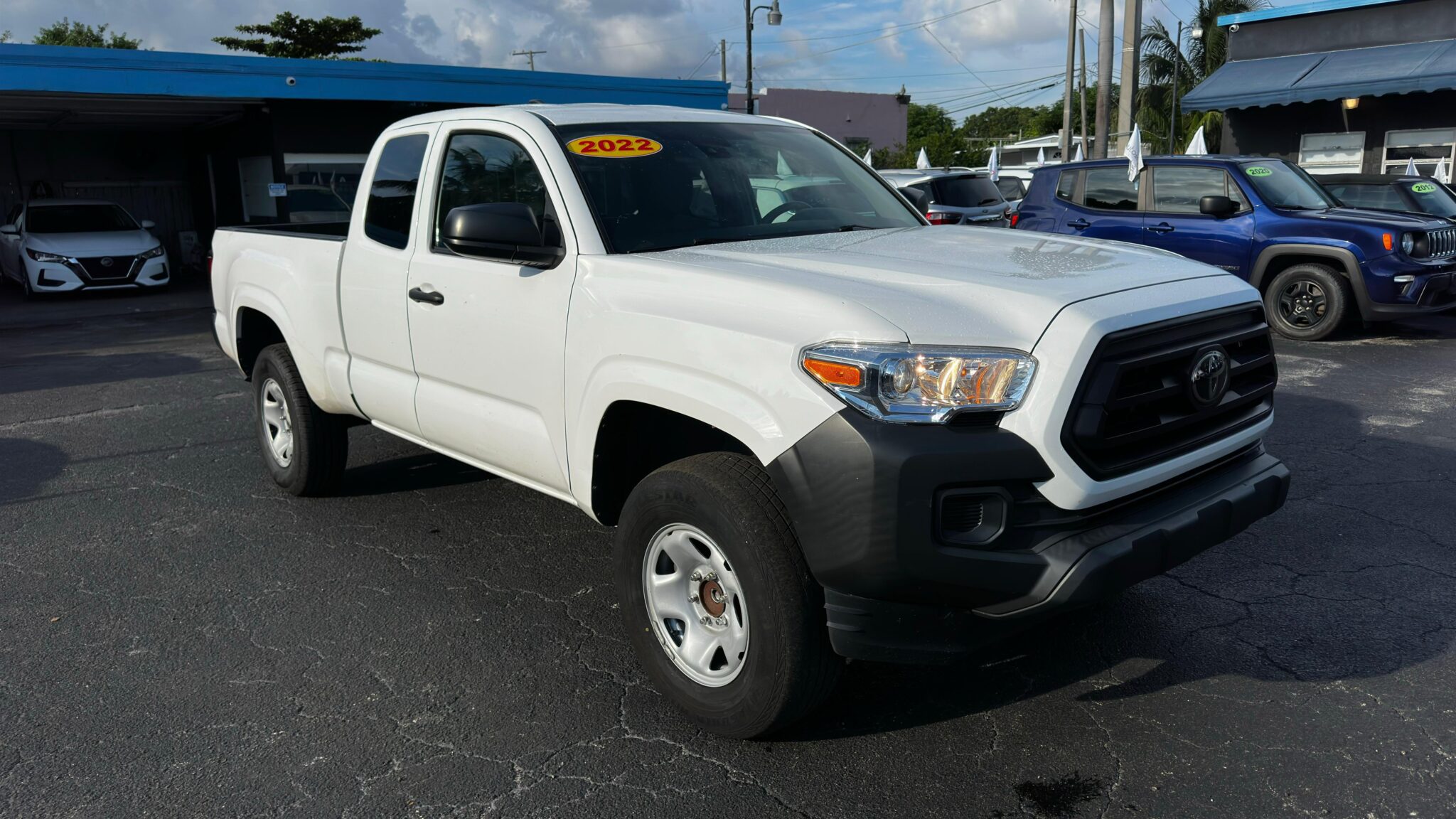 TOYOTA TACOMA ACCESS CAB SR5 PICKUP 4D 6 FT 2022