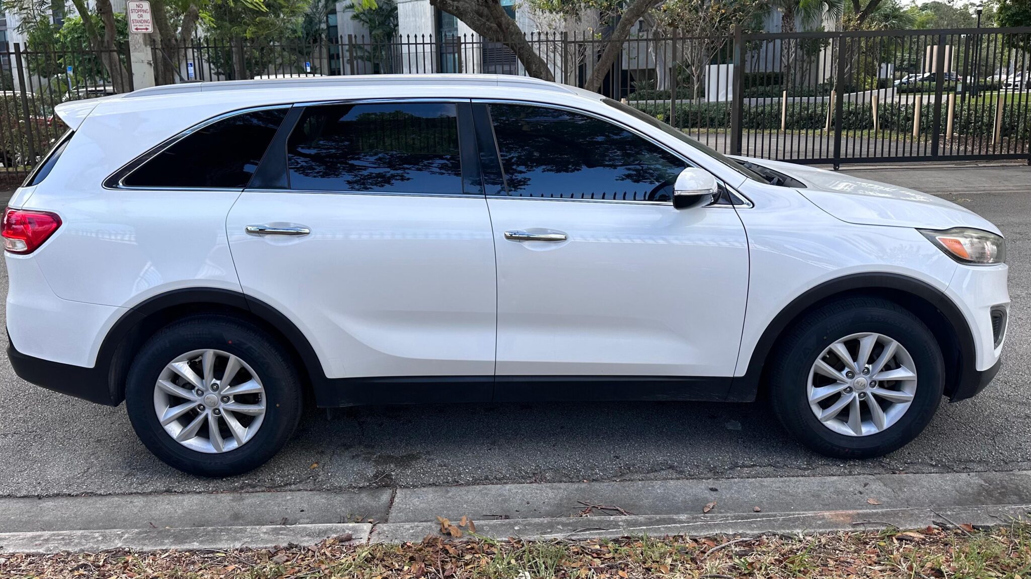 KIA SORENTO LX SPORT UTILITY 4D 2017