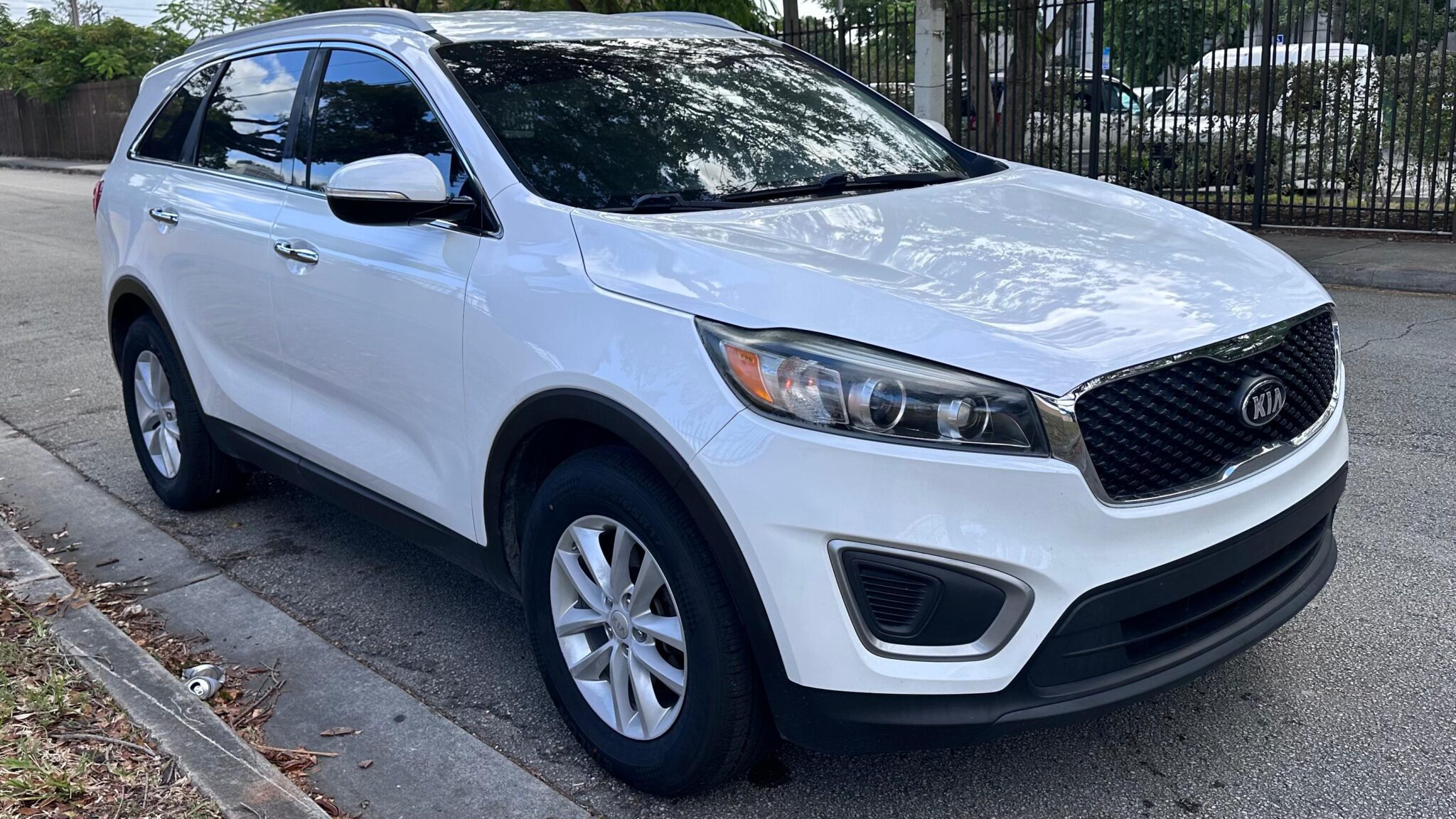 KIA SORENTO LX SPORT UTILITY 4D 2017