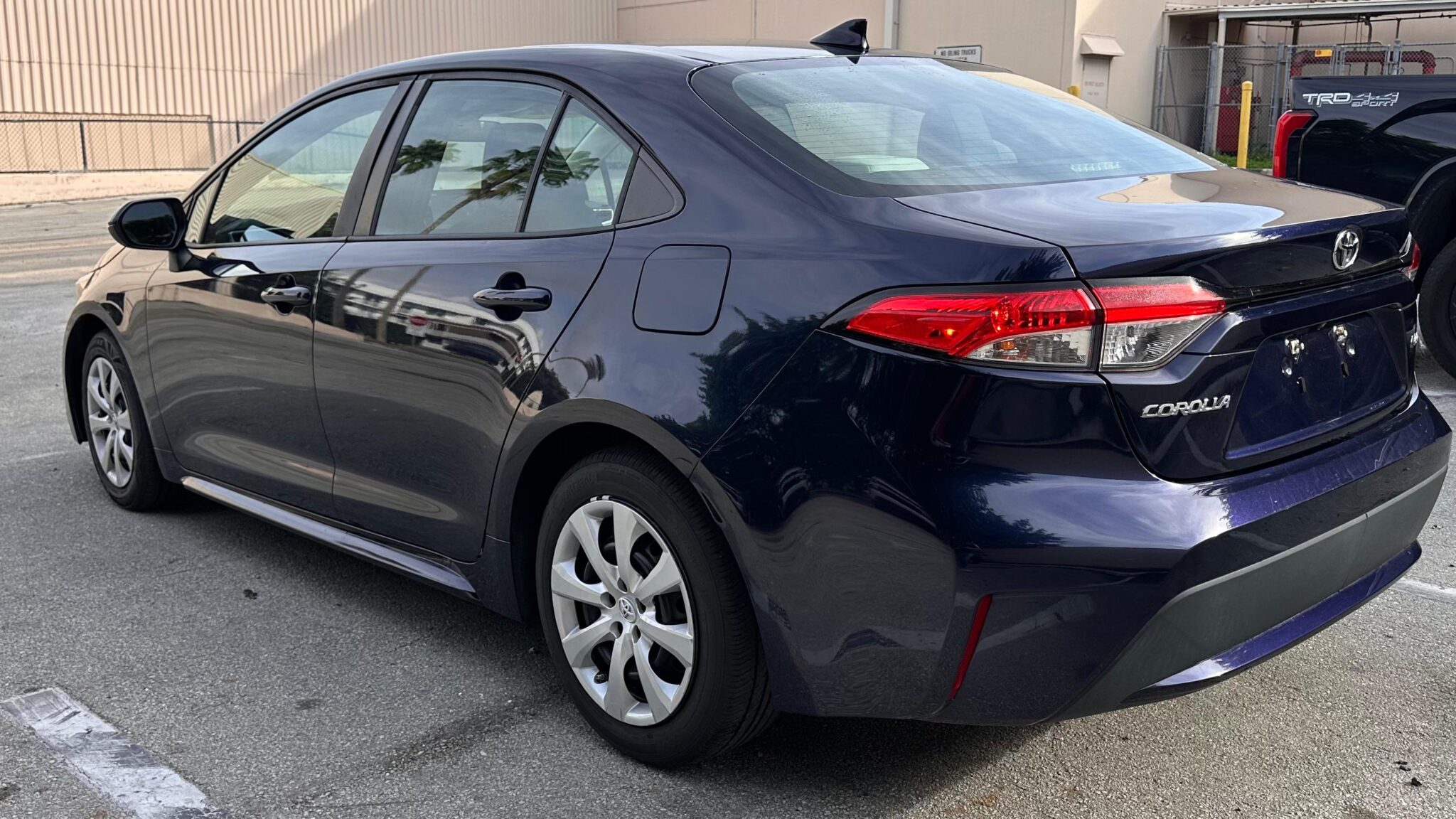 TOYOTA COROLLA LE SEDAN 4D 2020