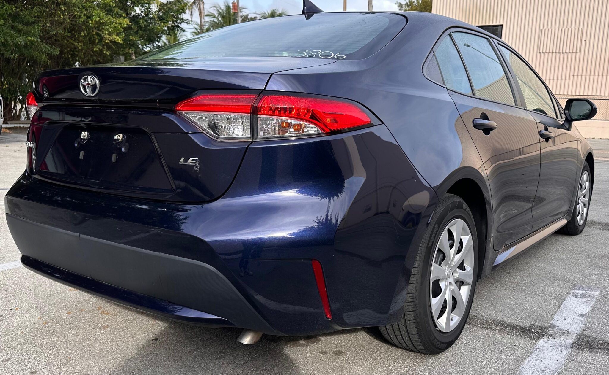 TOYOTA COROLLA LE SEDAN 4D 2020