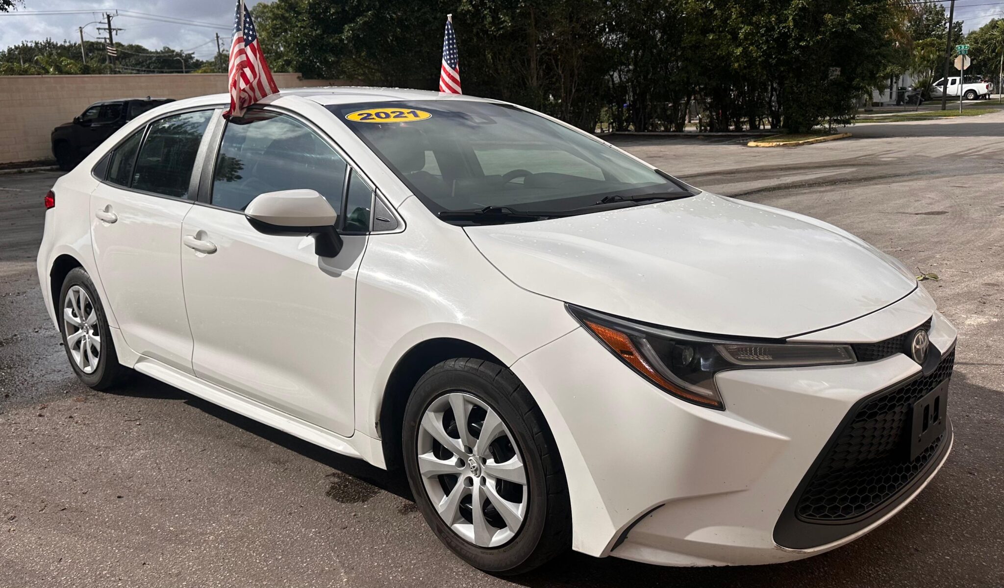 TOYOTA COROLLA LE SEDAN 4D 2021