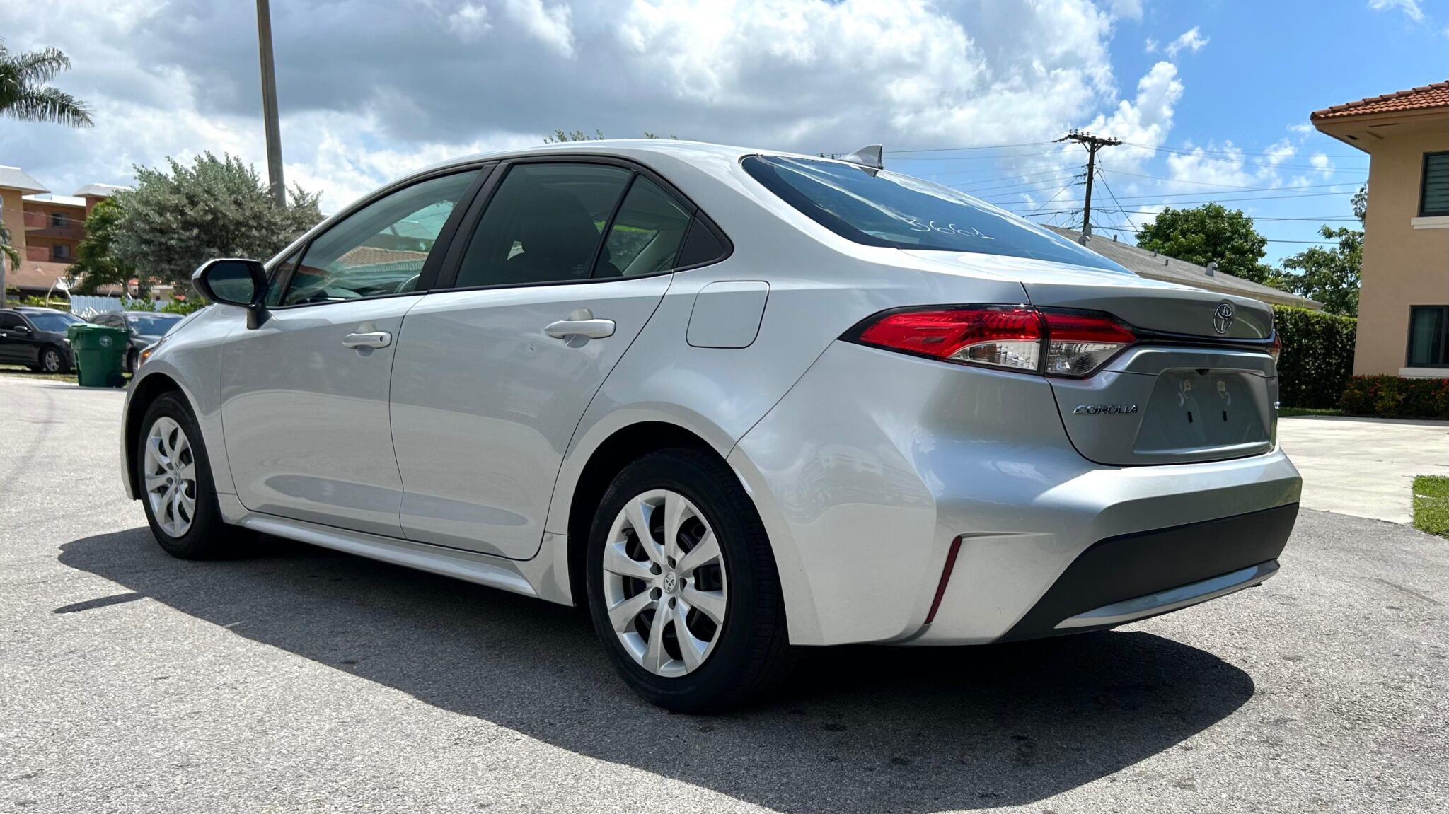 2021 TOYOTA COROLLA LE SEDAN 4Dv