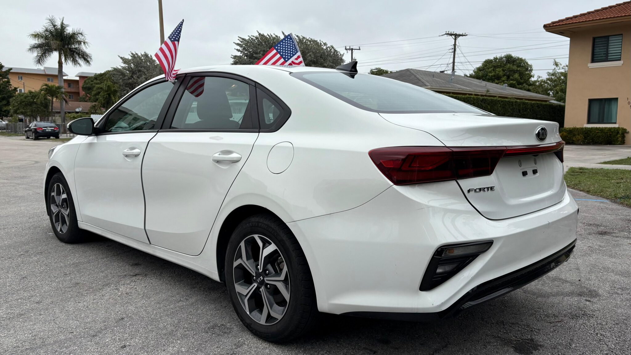 KIA FORTE LXS SEDAN 4D 2021