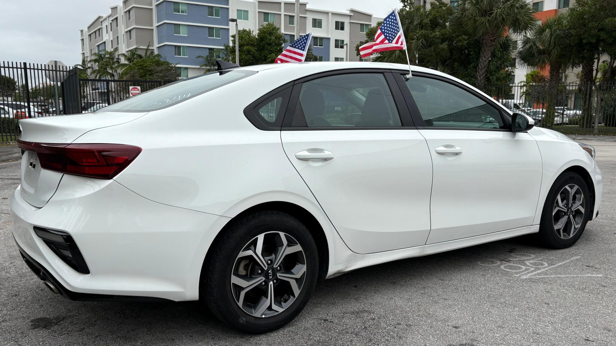 KIA FORTE LXS SEDAN 4D 2021