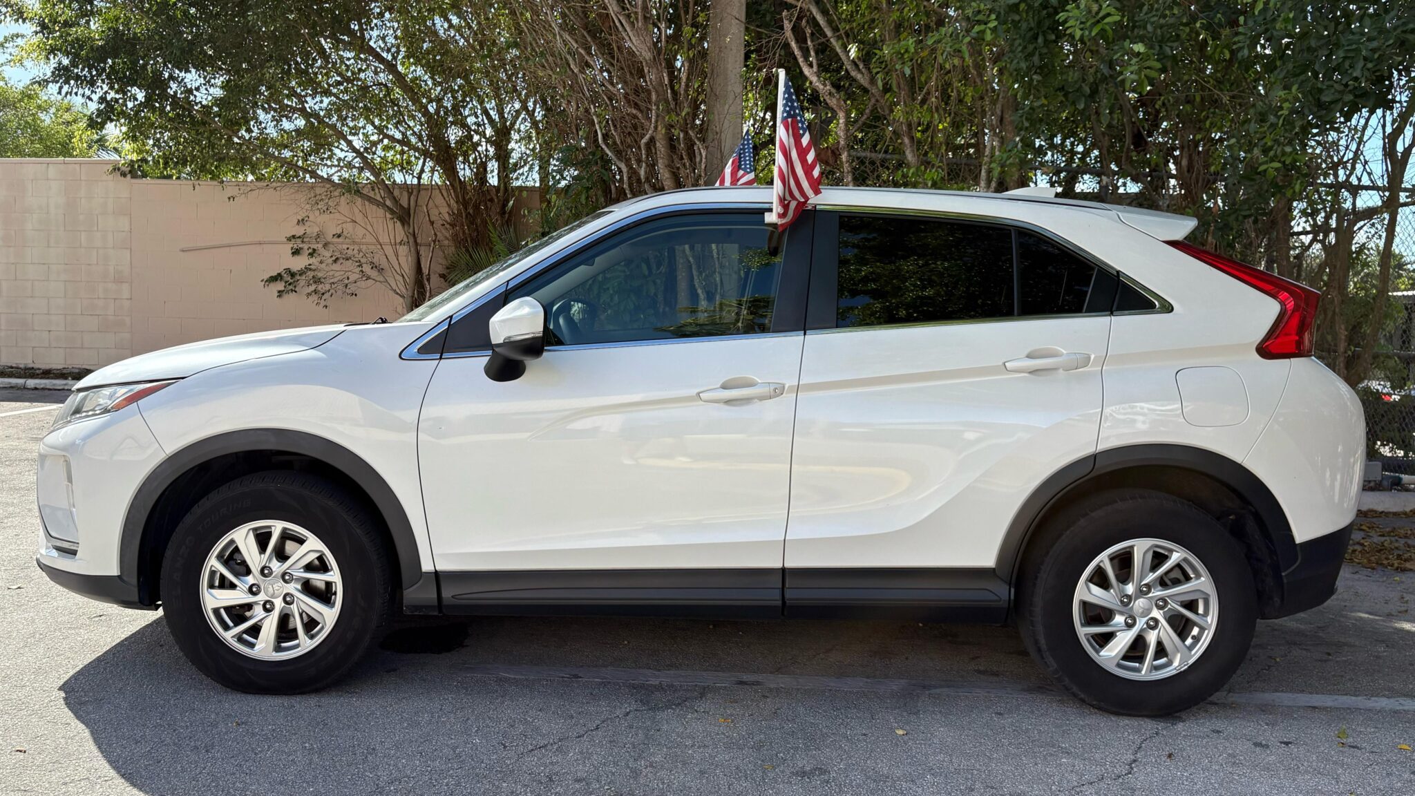 MITSUBISHI ECLIPSE CROSS ES SPORT UTILITY 4D 2019