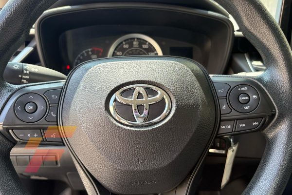 TOYOTA-COROLLA-LE-SEDAN-2022-steering wheel-dark-blue-franco-auto-motors-used-cars-for-sale-miami