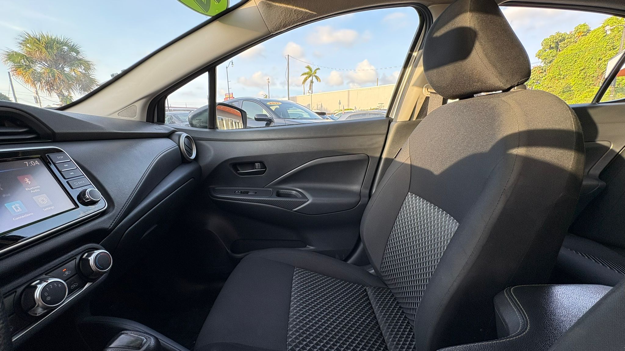 Nissan Versa 2021 (3912B) - Imagen 18