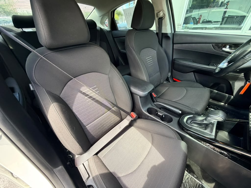 Kia Forte S Sedan 2019 (3946B) - Imagen 12