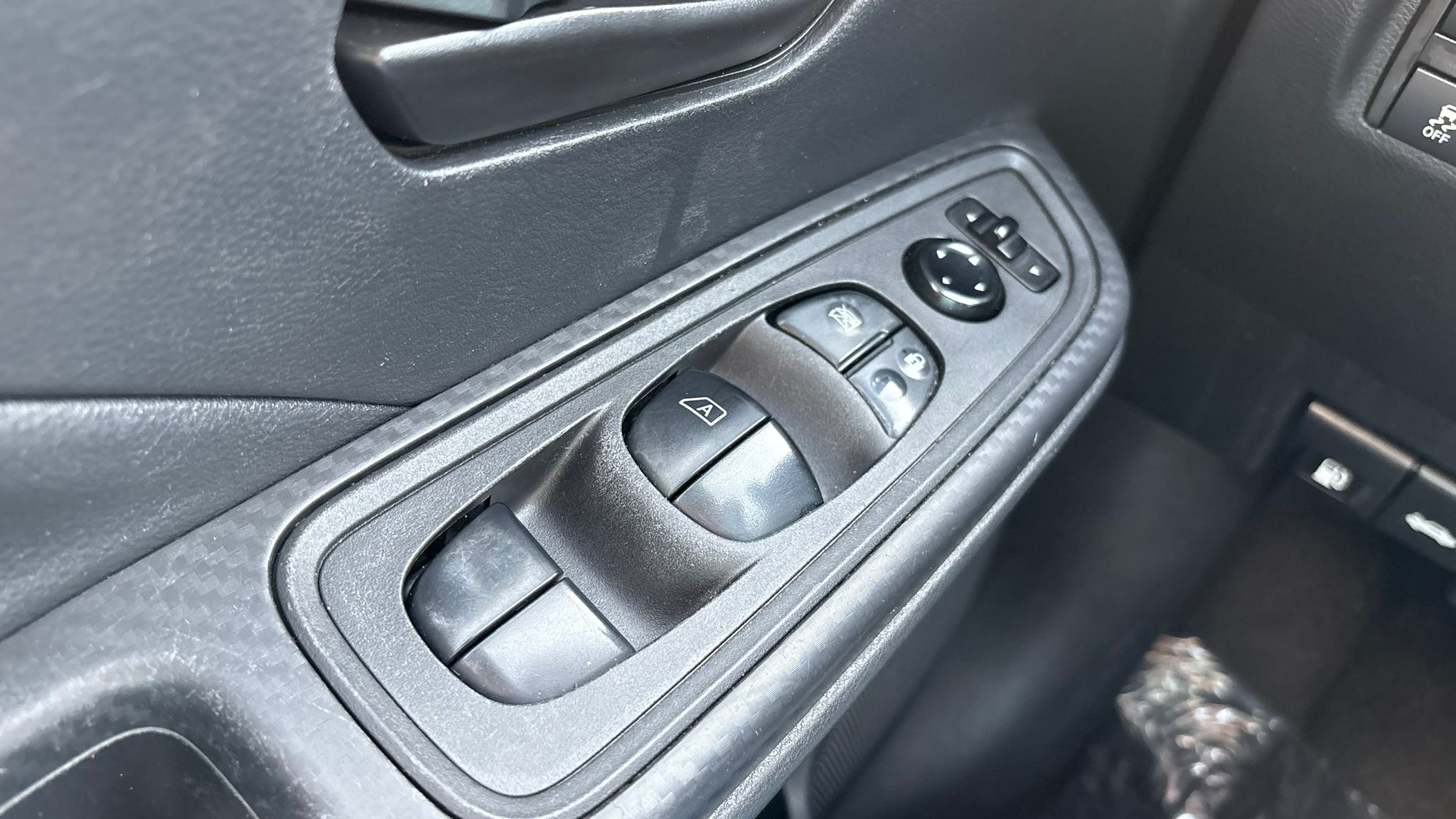 Nissan Versa 2021 (3912B) - Imagen 17