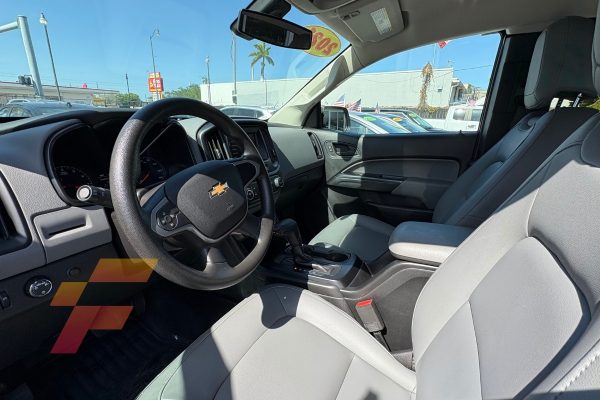 Chevrolet Colorado 2WD RWD 2021 (3656D) - Imagen 9