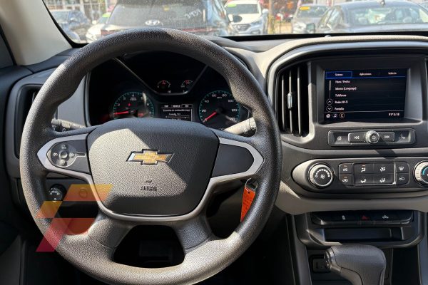 Chevrolet Colorado 2WD Work Truck RWD 2021 - 3656D - volante y radio - pickups usadas en franco automotors