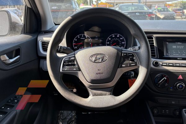 Hyundai-Accent-2019-3934-volante-franco-automotors