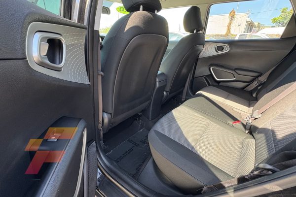 Kia-Soul-2020-3930-seats-back-autos-usados-de-venta-franco-automotors-miami.