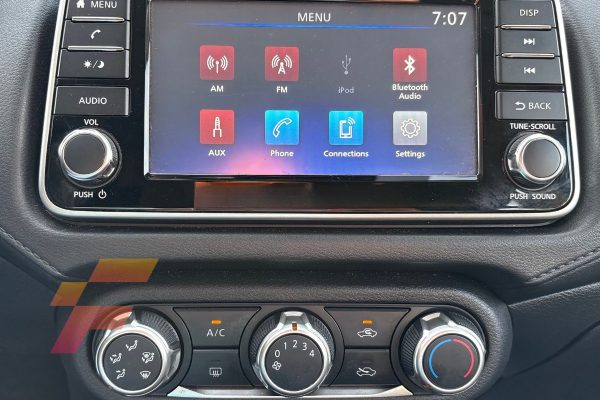 Nissan Versa 2021 - 3912 - radio-autos usados de venta - franco automotors miami