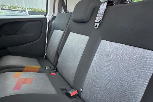 RAM Promaster City Cargo 2019 - 3715B - asientos atras - franco automotors