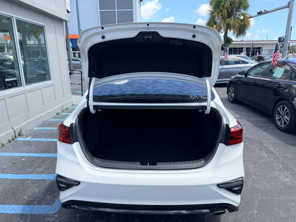Kia Forte S Sedan 2019 (3946B) - Imagen 10
