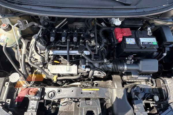 nissan-versa-2021-engine-disponible-a-la-venta-en-Franco-Auto-Motors-Miami