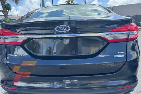 Ford Fusion SE 2017 -3957-trunk- franco automotors