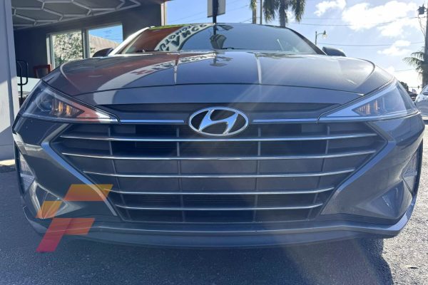 Hyundai Elantra 2020 (3936) - Imagen 2