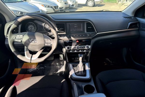 Hyundai Elantra 2020 (3936) - Imagen 6