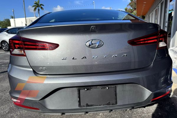 Hyundai Elantra 2020 (3936) - Imagen 4