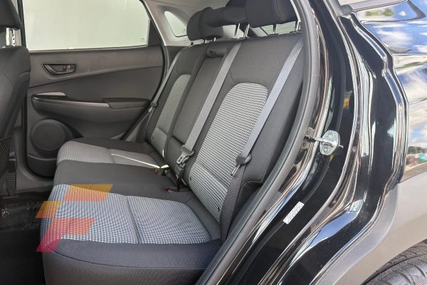 Hyundai Kona SE 2021 -3961- back seat - franco automotors