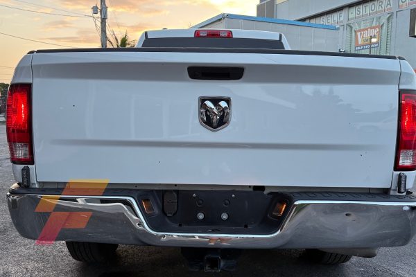 RAM 1500 Classic Quad 2021-3913B-trunk-Franco Automotors-Miami