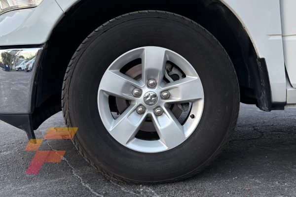 RAM 1500 Classic Quad 2021-3913B-wheel-Franco Automotors-Miami