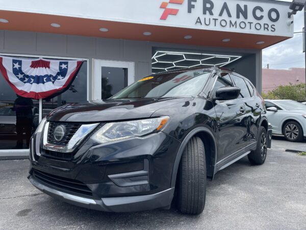Nissan Rogue S 2020 (3984)