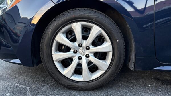 Toyota Corolla LE 2021 (3544) - Imagen 11