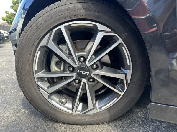 Kia Forte LXS 2022 (3741B) - Imagen 14