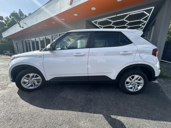 Hyundai Venue SE Sport 2021 (3631B) - Imagen 3
